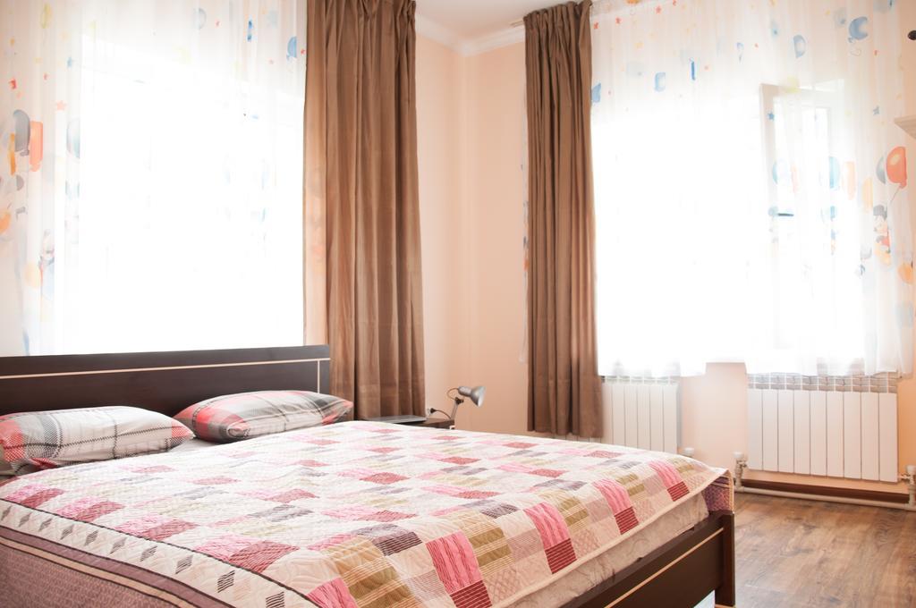 A Pousada Almaty Backpackers Quarto foto