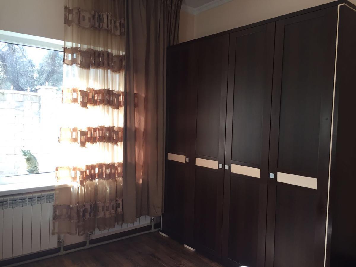 A Pousada Almaty Backpackers Exterior foto